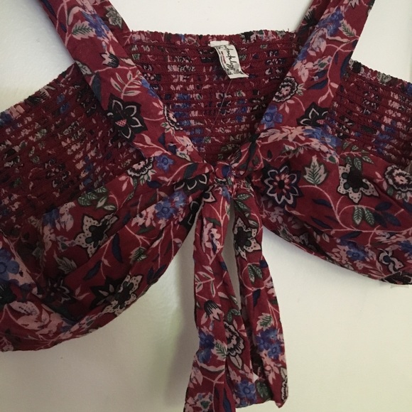 NWOT Free People burgundy floral top size M - Picture 7 of 7
